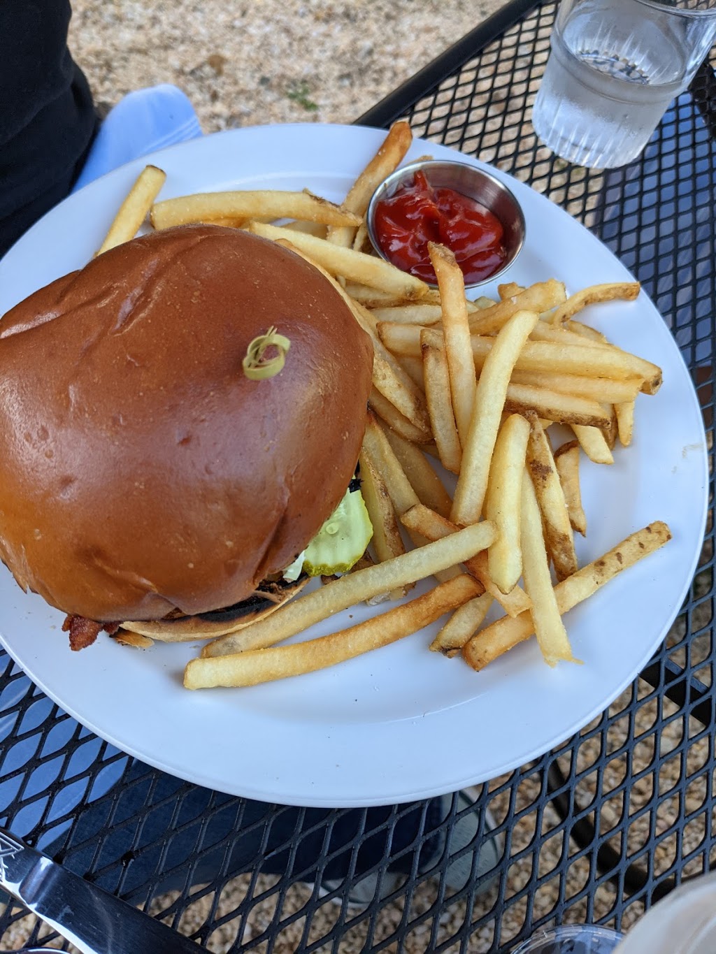 Gus Last Word | restaurant | 191 Valley Blvd, Wood-Ridge, NJ 07075, USA | 9739395608 OR +1 973-939-5608