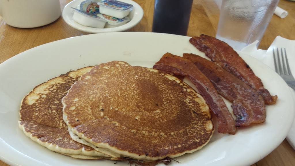 Katiepies Country Kitchen | restaurant | 1511 Nashville Hwy, Columbia, TN 38401, USA | 9315488646 OR +1 931-548-8646