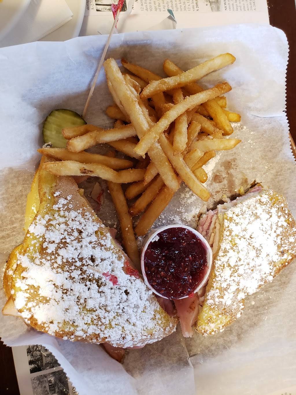 Ausable River Restaurant | restaurant | 412 Morenci Ave, Mio, MI 48647, USA | 9898263590 OR +1 989-826-3590