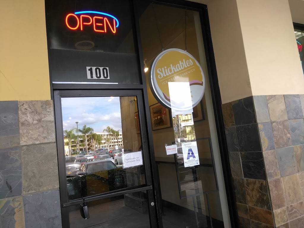 slickables ice cream sandwich | restaurant | 1223 University Ave #100, Riverside, CA 92507, USA | 4804094591 OR +1 480-409-4591