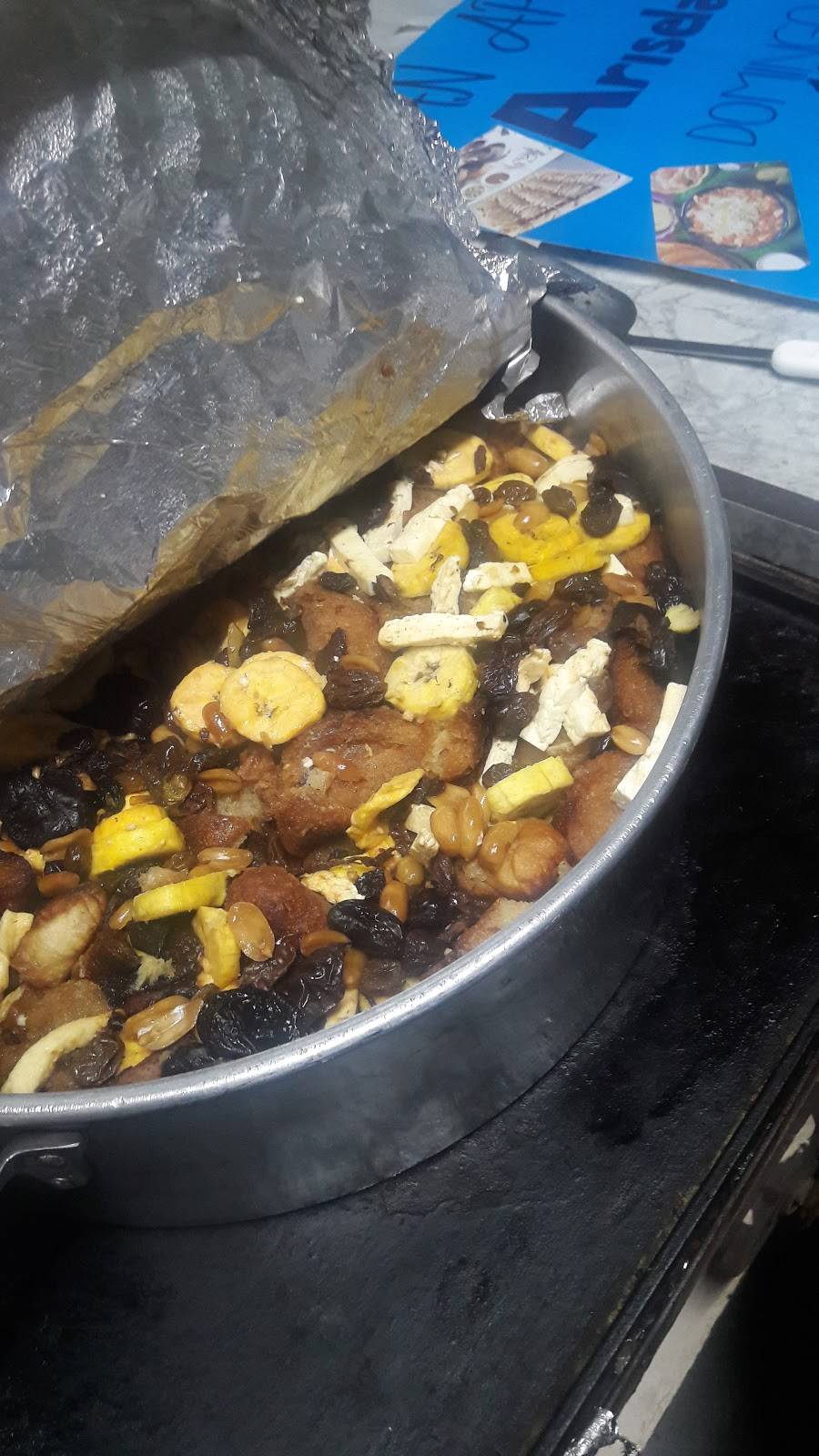 Ariselas | restaurant | Av De La Troje, Granjas Familiares del Matamoros, 22203 Tijuana, B.C., Mexico | 016642386752 OR +52 664 238 6752