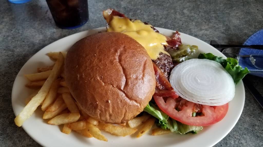 Marine City Grill | restaurant | 137 N Parker St, Marine City, MI 48039, USA | 8106438050 OR +1 810-643-8050