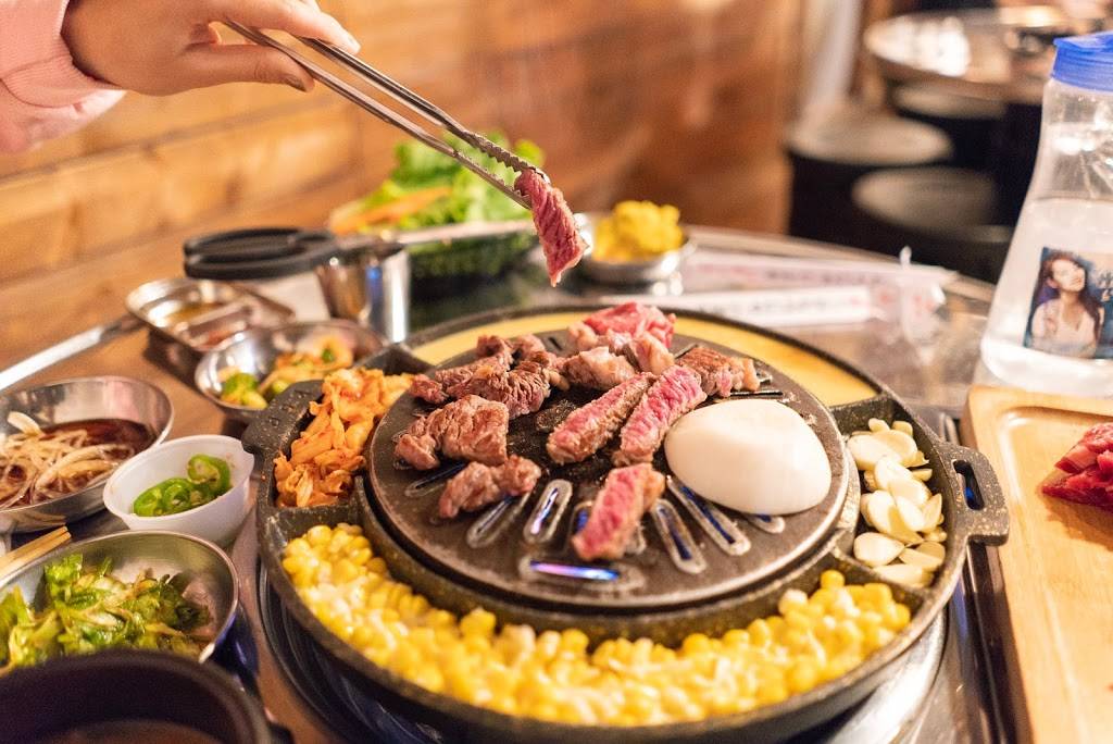 Daldongnae Korean BBQ | restaurant | 6034 Yonge St, North York, ON M2M 3W5, Canada | 4162266034 OR +1 416-226-6034