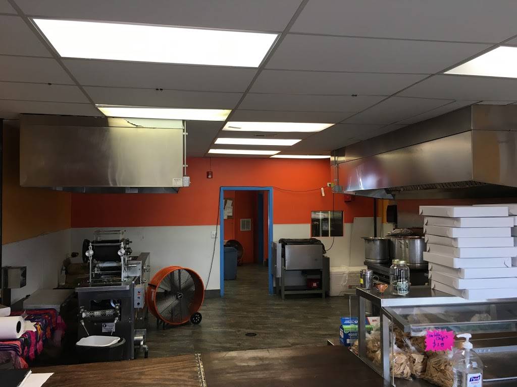 Tortilleria y rosticeria La oaxaqueña | restaurant | 5410 Delmaria Way, Louisville, KY 40291, USA | 5026909791 OR +1 502-690-9791