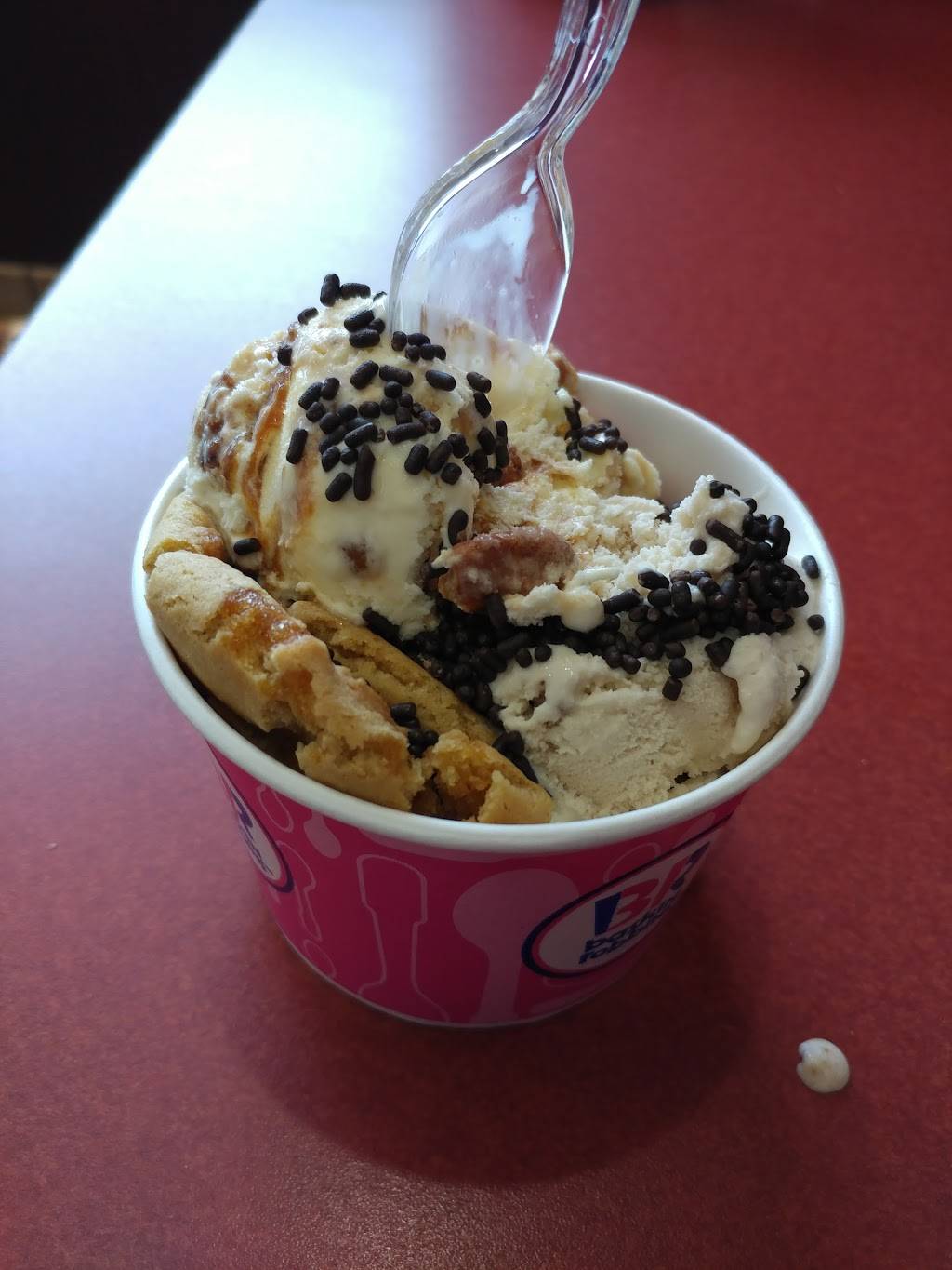 Dunkin | cafe | 6550 US-6, Portage, IN 46368, USA | 2197634400 OR +1 219-763-4400