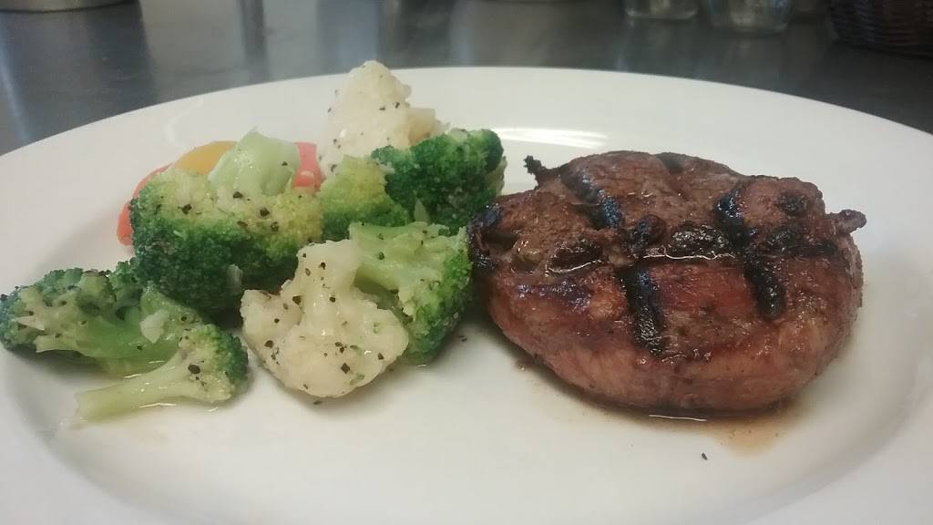 Moscas Italian Restaurant | restaurant | 3402 S Church St, Burlington, NC 27215, USA | 3365851911 OR +1 336-585-1911