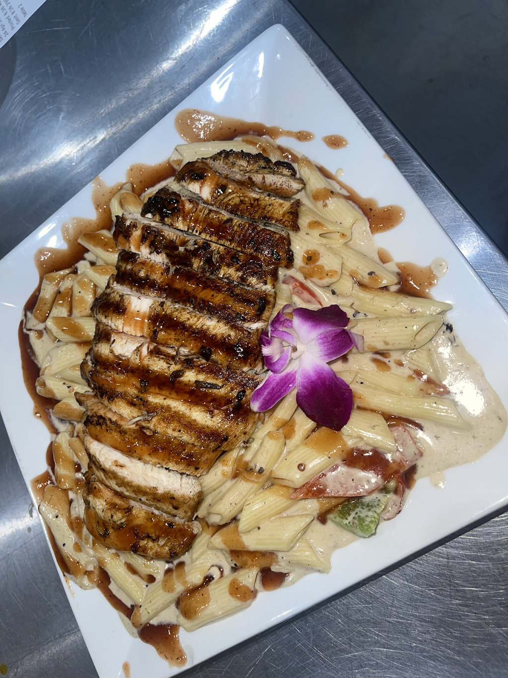 The Juicy Box | night club | 2281 Nostrand Ave., Brooklyn, NY 11210, USA | 9179334088 OR +1 917-933-4088