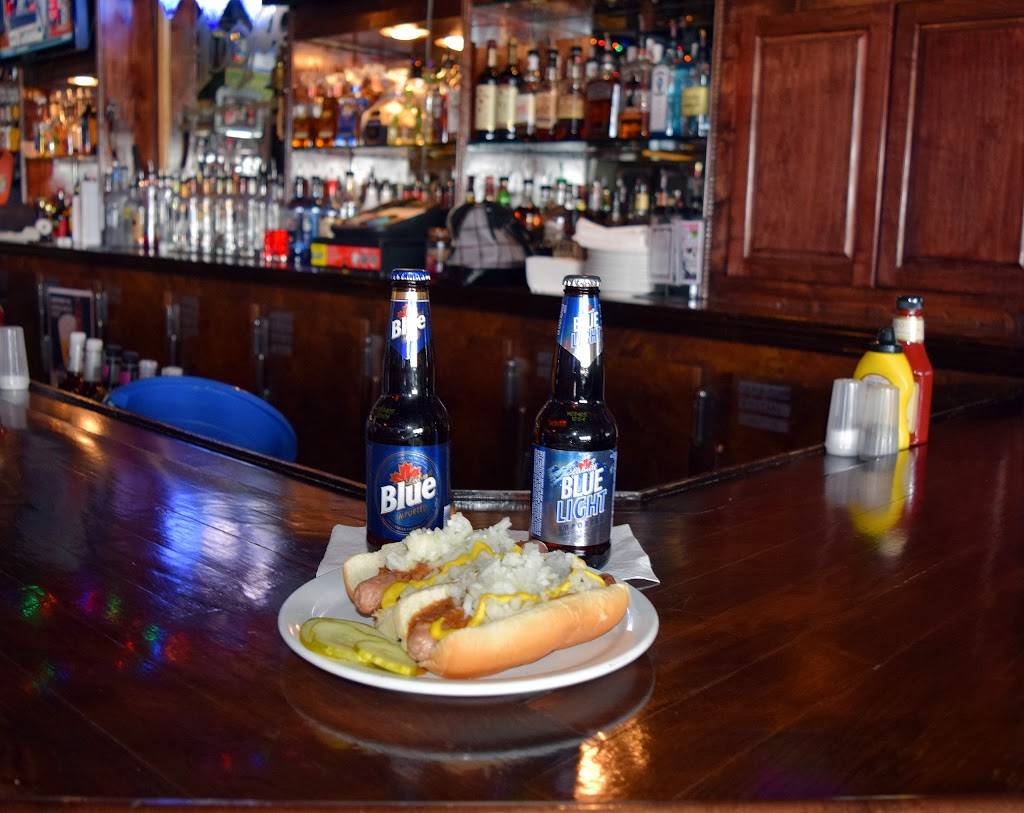 Hoops Sports & Spirits | restaurant | 2705 Lapeer Rd, Auburn Hills, MI 48326, USA | 2483734744 OR +1 248-373-4744