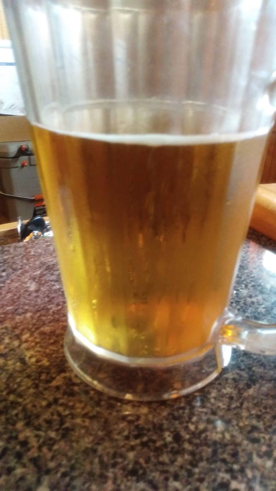 Big Dog Saloon | restaurant | 432 W Highland Ave, Ravenna, OH 44266, USA | 3302969115 OR +1 330-296-9115