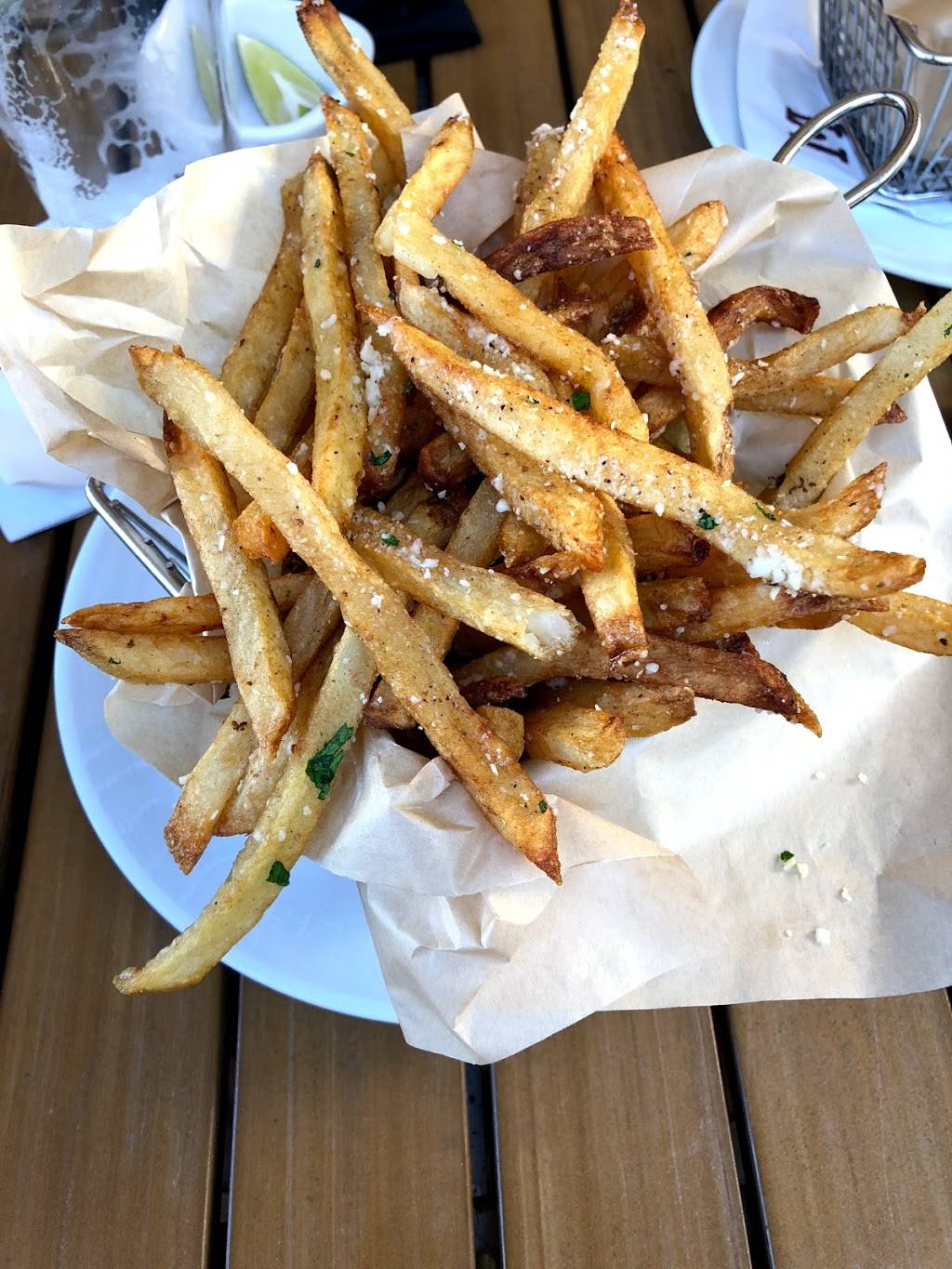 Marlows Tavern | restaurant | 3333 Buford Dr, Buford, GA 30519, USA | 6787658689 OR +1 678-765-8689