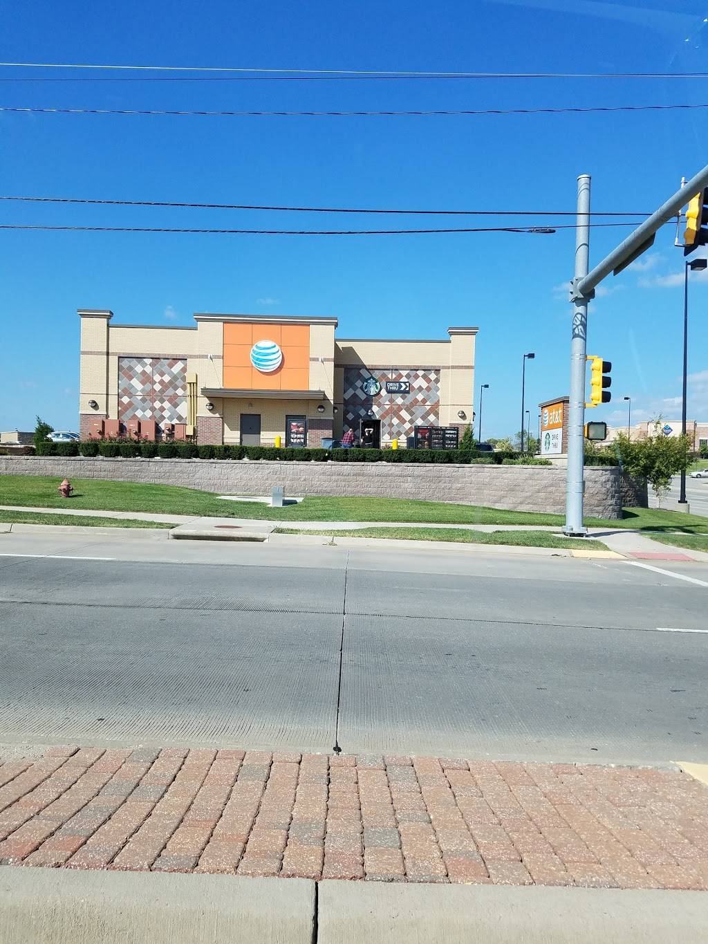 Starbucks | cafe | 10620 Parallel Pkwy TBD, Kansas City, KS 66109, USA | 9133281078 OR +1 913-328-1078