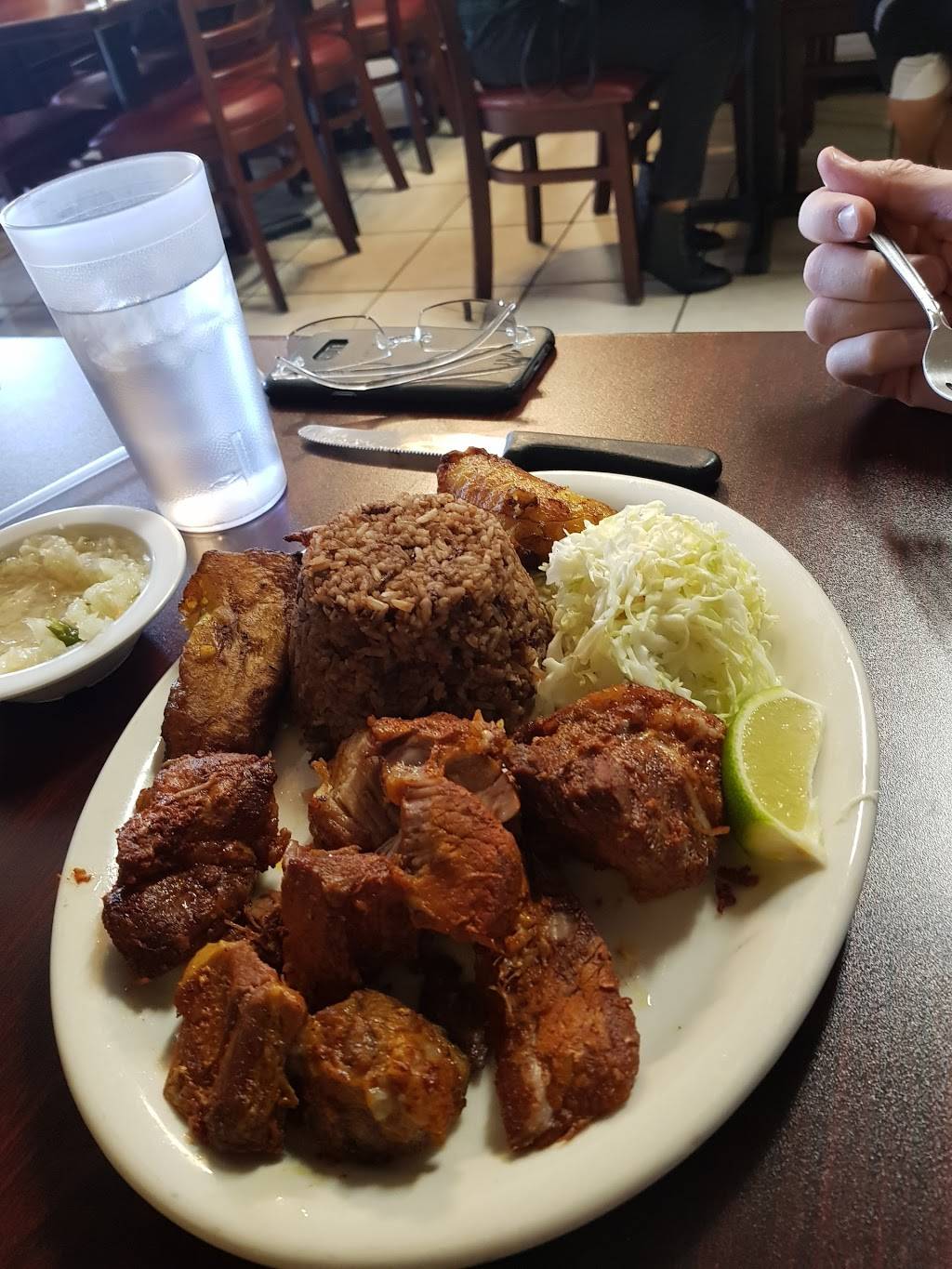 El Gallo Pinto | restaurant | 5559 N Azusa Ave, Azusa, CA 91702, USA | 6268159907 OR +1 626-815-9907