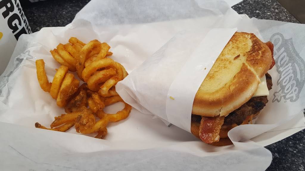 Hardees | restaurant | 1406 4th St NW, Austin, MN 55912, USA | 5073968470 OR +1 507-396-8470