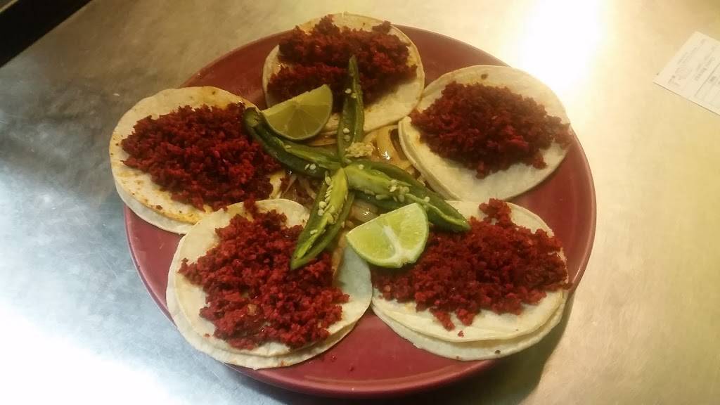 Siete Salsas | restaurant | 1350 S Sheridan Blvd, Denver, CO 80232, USA | 3039349124 OR +1 303-934-9124