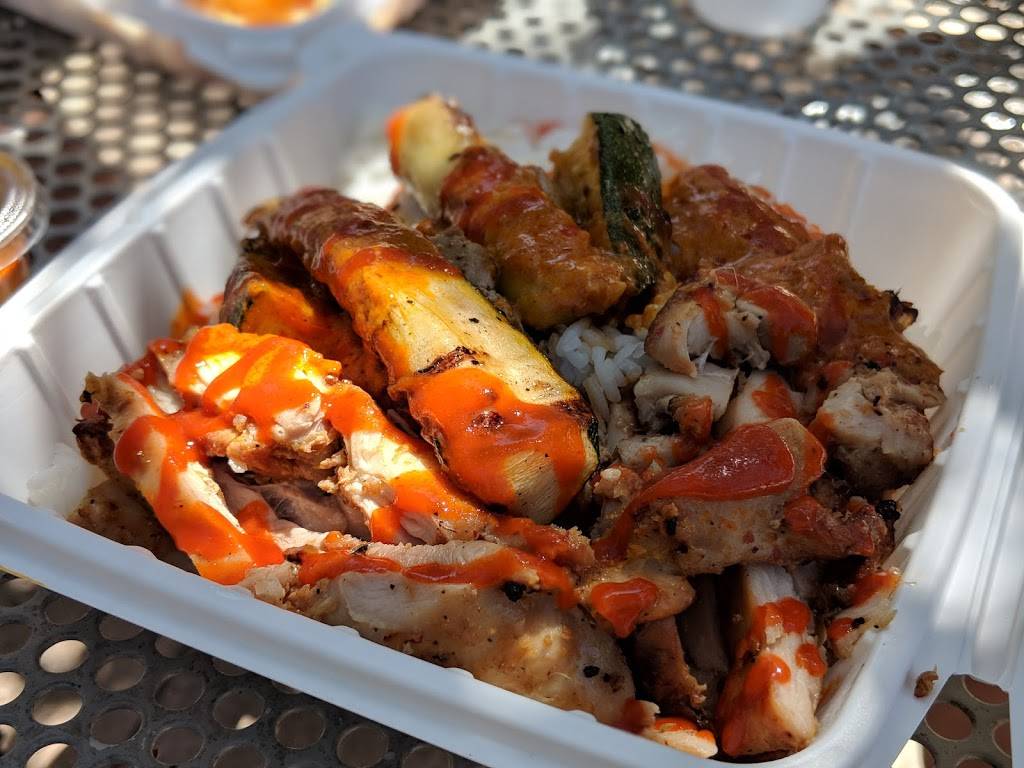 Lemongrass Asian Plates | restaurant | 9700 Gilman Dr, La Jolla, CA 92093, USA | 8584556465 OR +1 858-455-6465