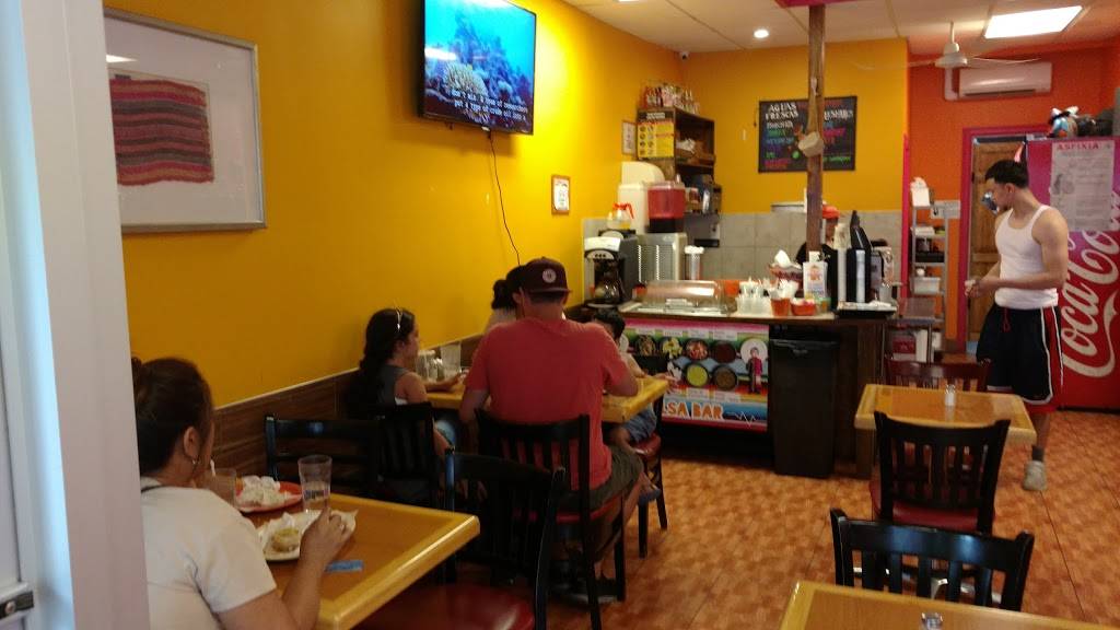 Homemade Taqueria Maspeth | restaurant | 71-3 Grand Ave, Maspeth, NY 11378, USA | 7187790771 OR +1 718-779-0771