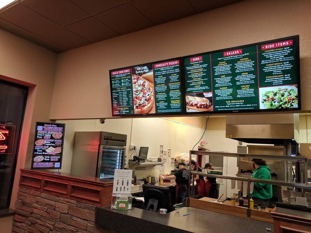 Marcos Pizza | meal delivery | 1045 N Main St, Bowling Green, OH 43402, USA | 4193530044 OR +1 419-353-0044