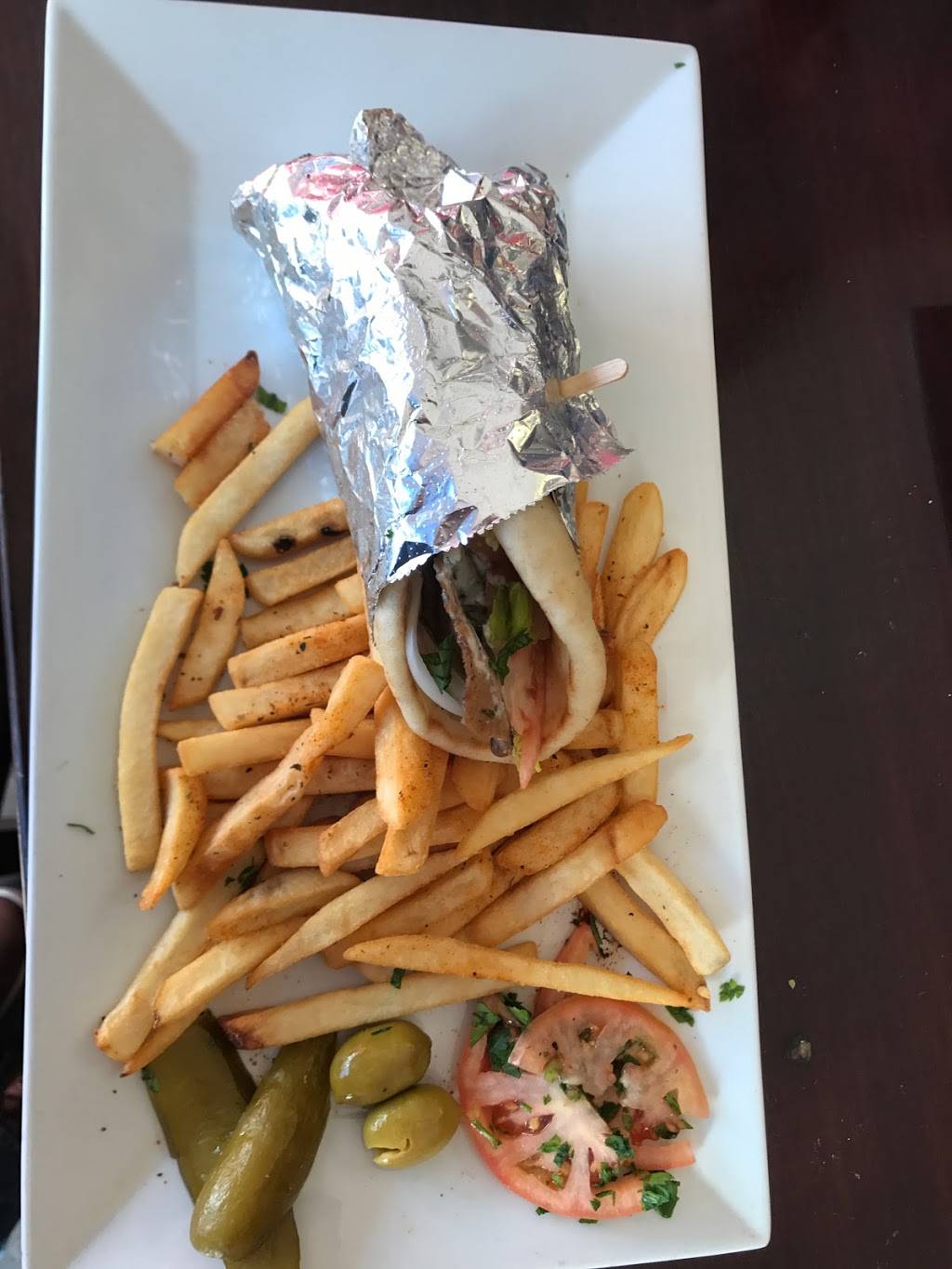 Mazzika Mediterranean Restaurant and hookah lounge | restaurant | 4800 Colley Ave, Norfolk, VA 23508, USA | 7574890028 OR +1 757-489-0028