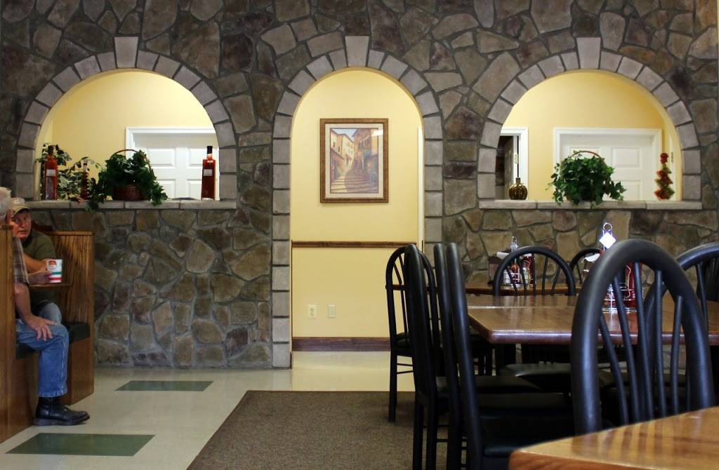 Mamas Pizza and Subs | restaurant | 32311 Constitution Hwy, Locust Grove, VA 22508, USA | 5408540123 OR +1 540-854-0123