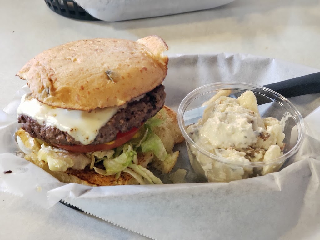 Blue Rooster | restaurant | 344 1st St, Flora, MS 39071, USA | 6018793289 OR +1 601-879-3289