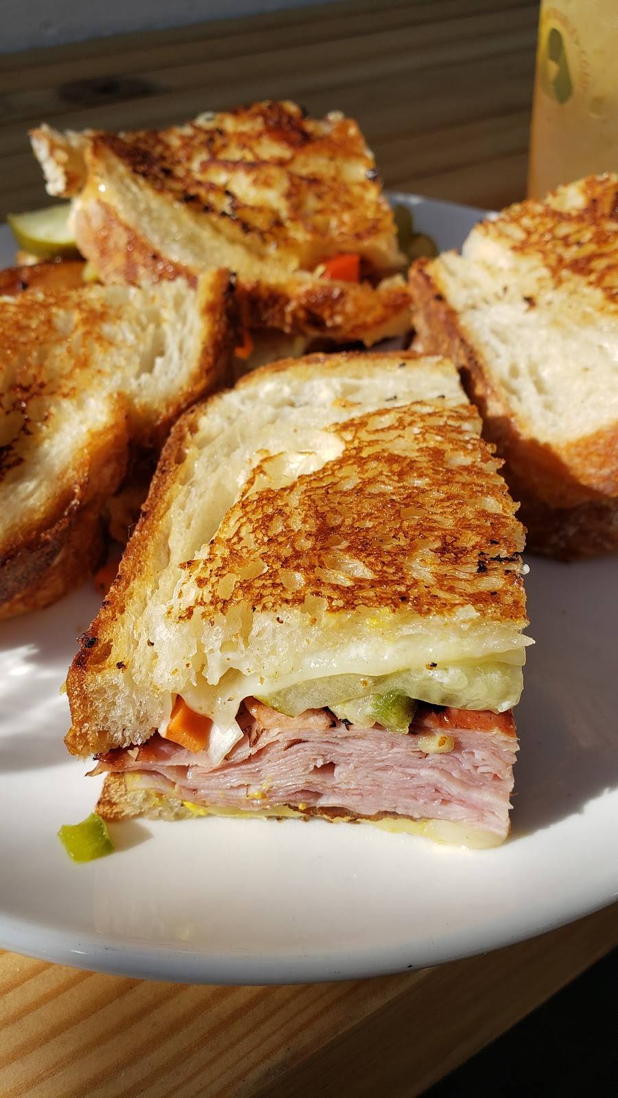 Pastrami Zombie | restaurant | 3056 SE Harrison St, Milwaukie, OR 97222, USA | 5413012197 OR +1 541-301-2197