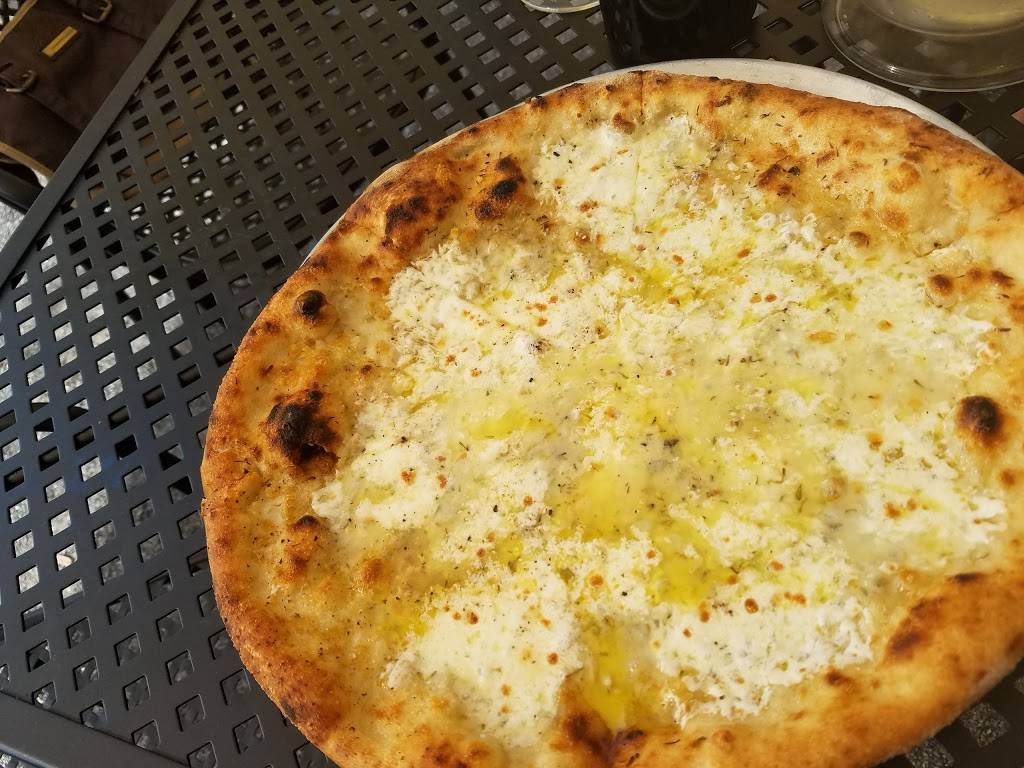 Pizza Brama | restaurant | 14525 Montevideo Rd, Poolesville, MD 20837, USA | 2404069176 OR +1 240-406-9176