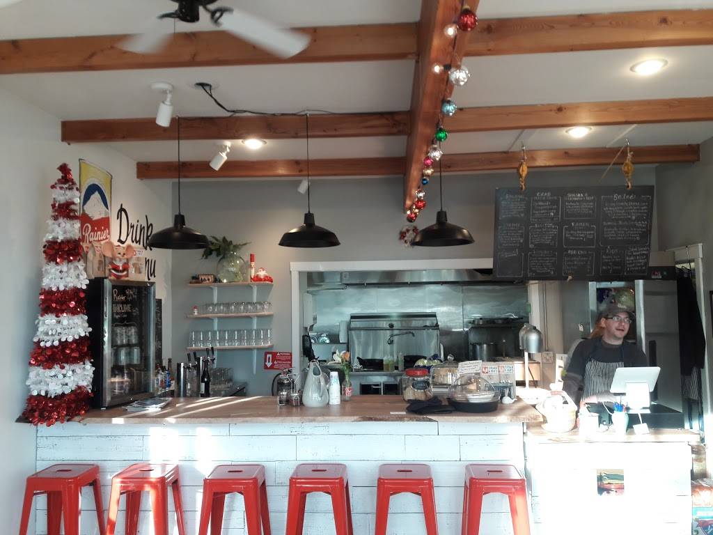 Island Nosh | restaurant | 8898 WA-525, Clinton, WA 98236, USA | 3603413828 OR +1 360-341-3828