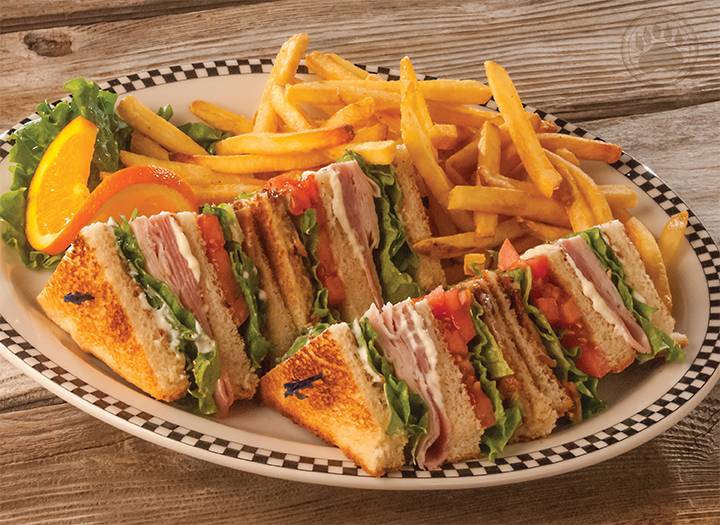 Black Bear Diner | restaurant | 1209 E Almond Ave, Madera, CA 93637, USA | 5596751332 OR +1 559-675-1332