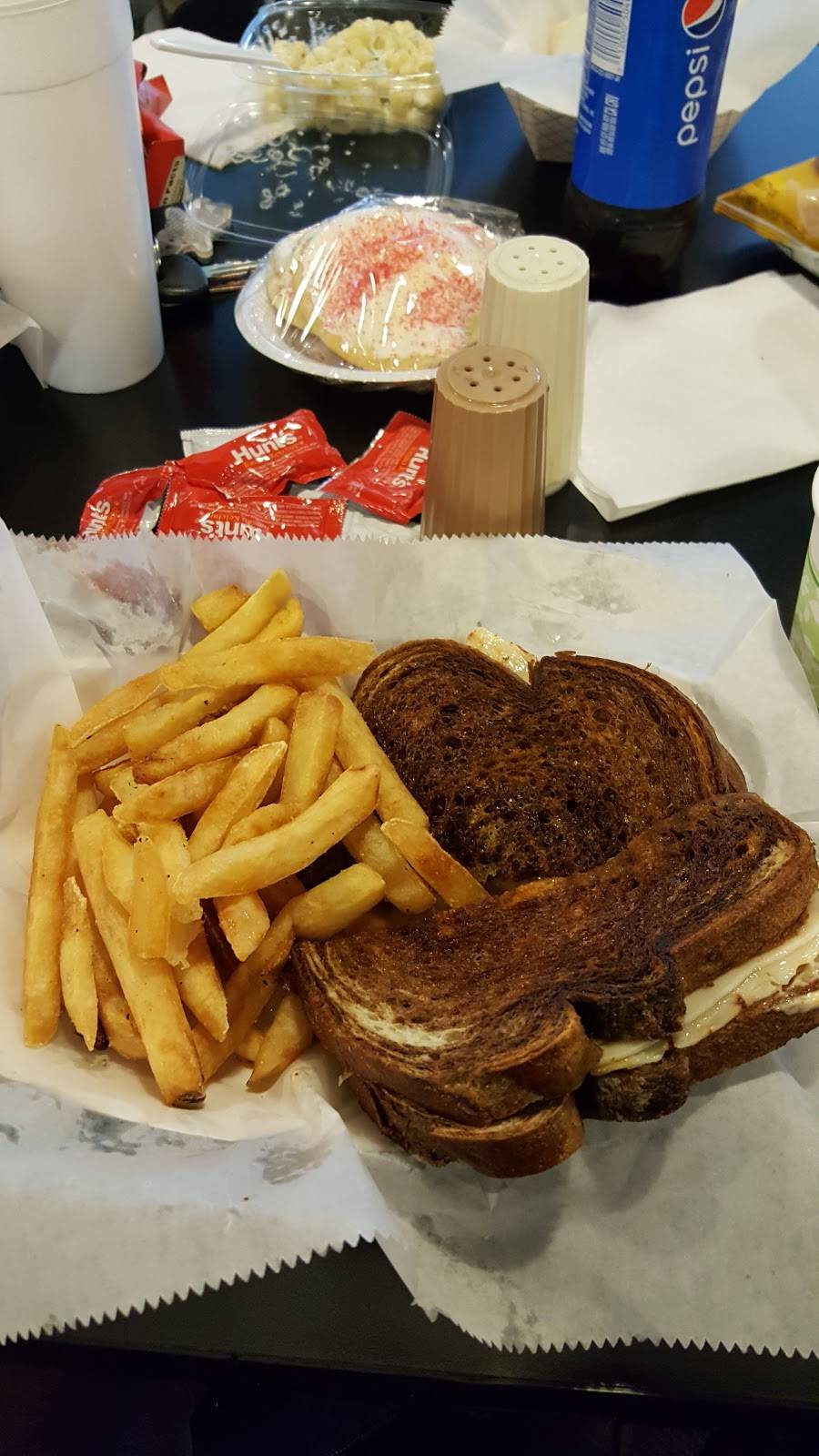 Silver Spoon Cafe | cafe | 120 W 12th St, Kansas City, MO 64105, USA | 8162219998 OR +1 816-221-9998