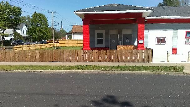 Little Daves Ribs & More | restaurant | 116 S Saratoga St, Peoria, IL 61605, USA | 3092004690 OR +1 309-200-4690