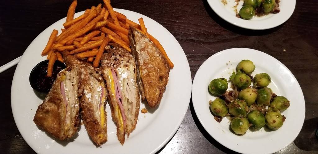 Bennigans | restaurant | 23315 Frederick Rd, Clarksburg, MD 20871, USA | 3015401499 OR +1 301-540-1499