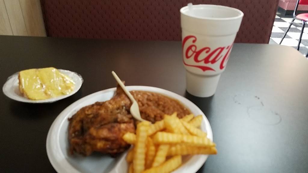 Mobleys Sandwich Shop | meal takeaway | 418 Gordon St, Blackshear, GA 31516, USA | 9124491003 OR +1 912-449-1003