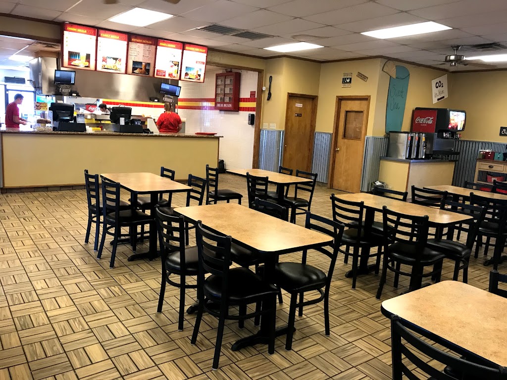 Chicken Express | meal takeaway | 2201 Perryton Pkwy, Pampa, TX 79065, USA | 8066692442 OR +1 806-669-2442