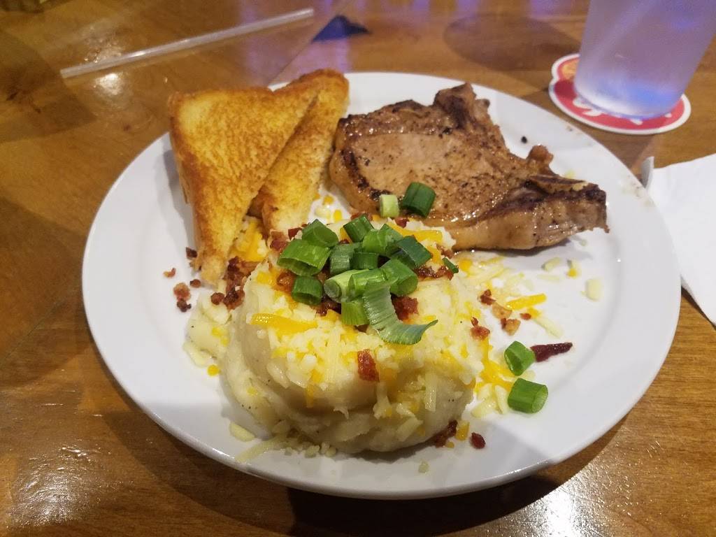 The Back Porch | restaurant | 902 Broadway Blvd, Kilgore, TX 75662, USA | 9039848141 OR +1 903-984-8141