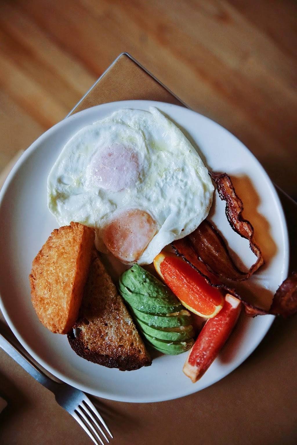 Carpenters Hall | restaurant | 400 Josephine St, Austin, TX 78704, USA | 5126755020 OR +1 512-675-5020