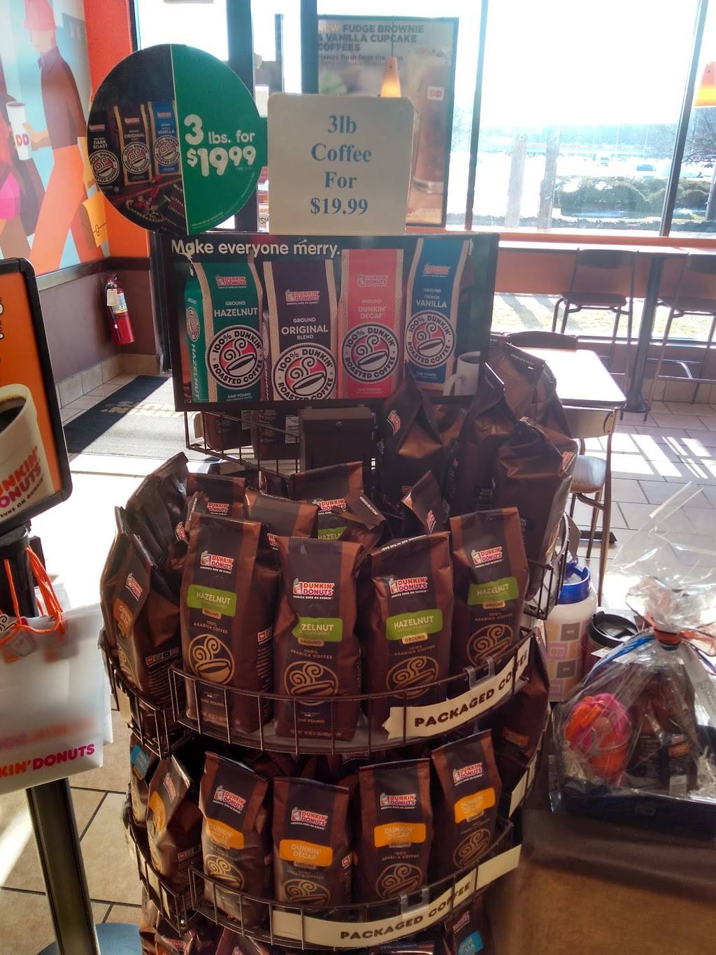 Dunkin Donuts | cafe | 224 S Salem St, Randolph, NJ 07869, USA | 9733281119 OR +1 973-328-1119