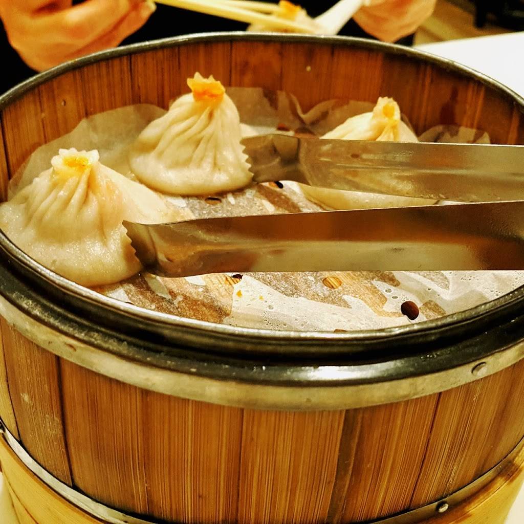 Soup Dumpling Plus | restaurant | 1550 Lemoine Ave #109, Fort Lee, NJ 07024, USA | 2019440901 OR +1 201-944-0901