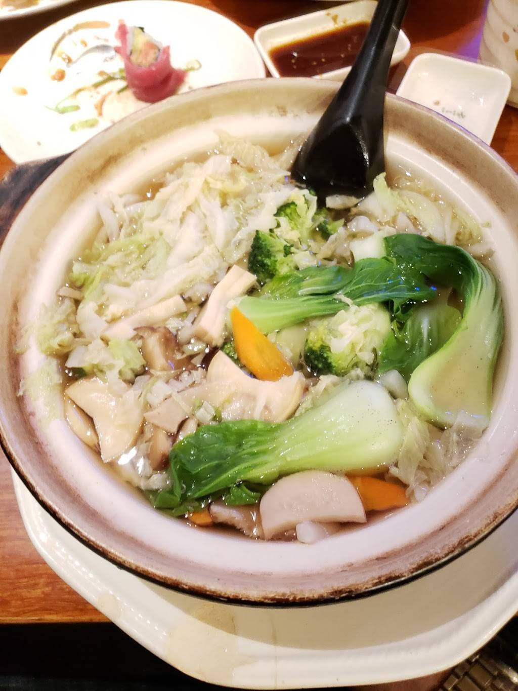 Sushi You | restaurant | 215-05 73rd Ave, Oakland Gardens, NY 11364, USA | 7182811188 OR +1 718-281-1188