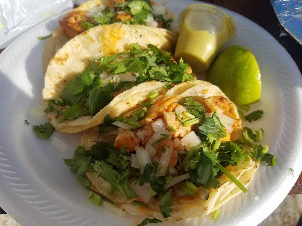 Taqueria Sanchez | restaurant | 46 Westbank Expy, Gretna, LA 70053, USA | 5043613050 OR +1 504-361-3050