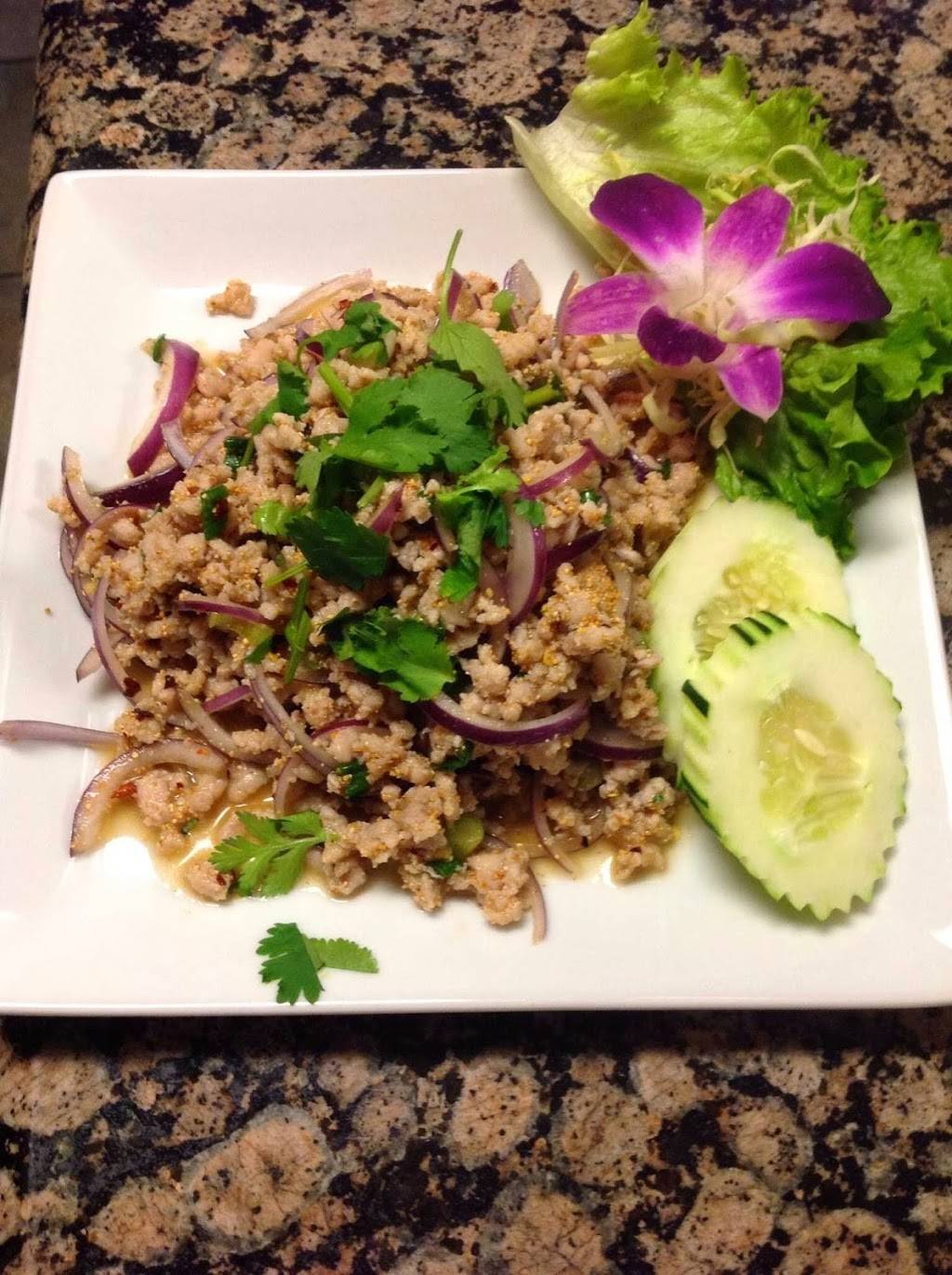 Baby Elephant Thai Cuisine | restaurant | 20795 Amar Rd, Walnut, CA 91789, USA | 9095953034 OR +1 909-595-3034