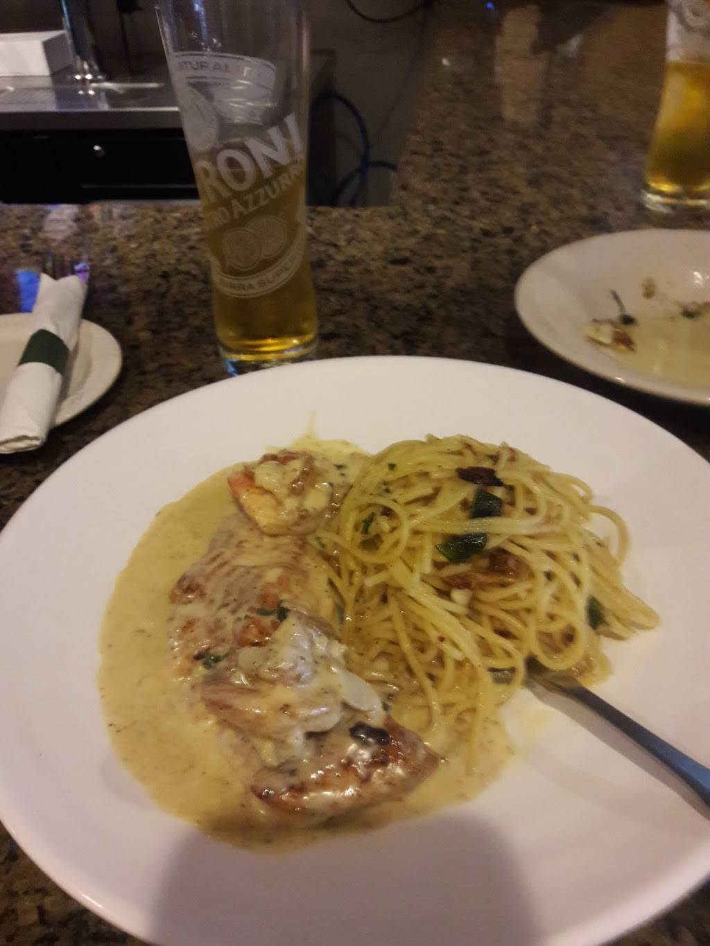 Portofinos Italian Restaurant Krum TX | restaurant | 208 W McCart St, Krum, TX 76249, USA | 9404823871 OR +1 940-482-3871