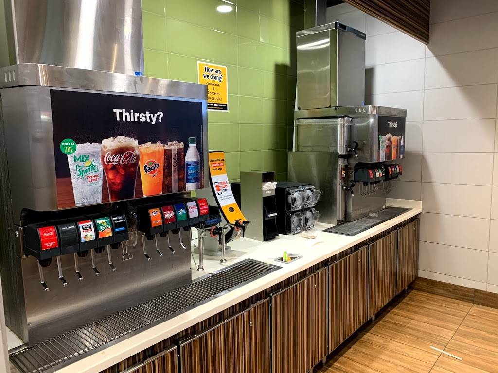 McDonalds | cafe | 5530 S State Rd 7, Hollywood, FL 33314, USA | 9547913852 OR +1 954-791-3852