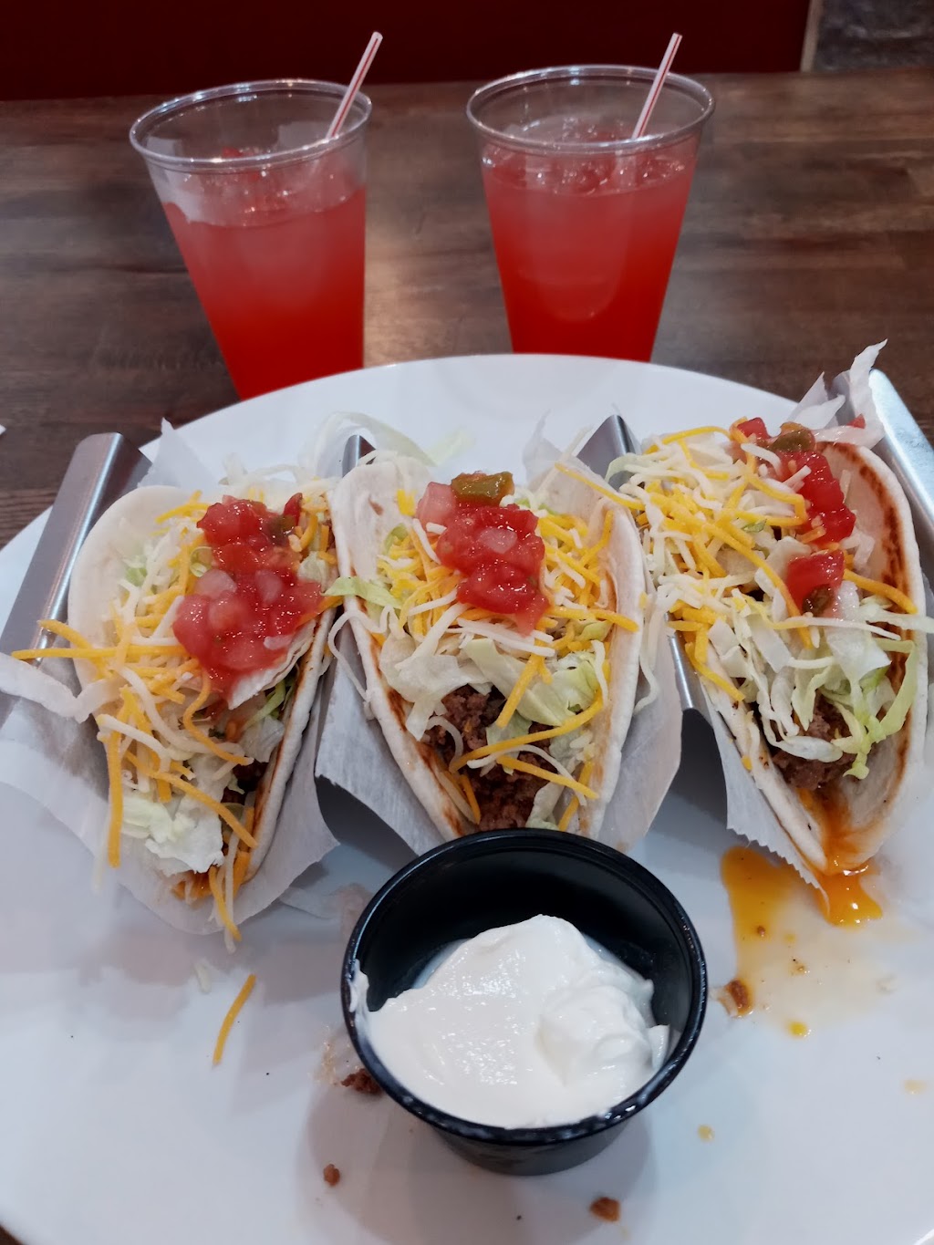 Heist Restaurant & Lounge | restaurant | 6300 Parc Corniche Dr, Orlando, FL 32821, USA | 7577180159 OR +1 757-718-0159