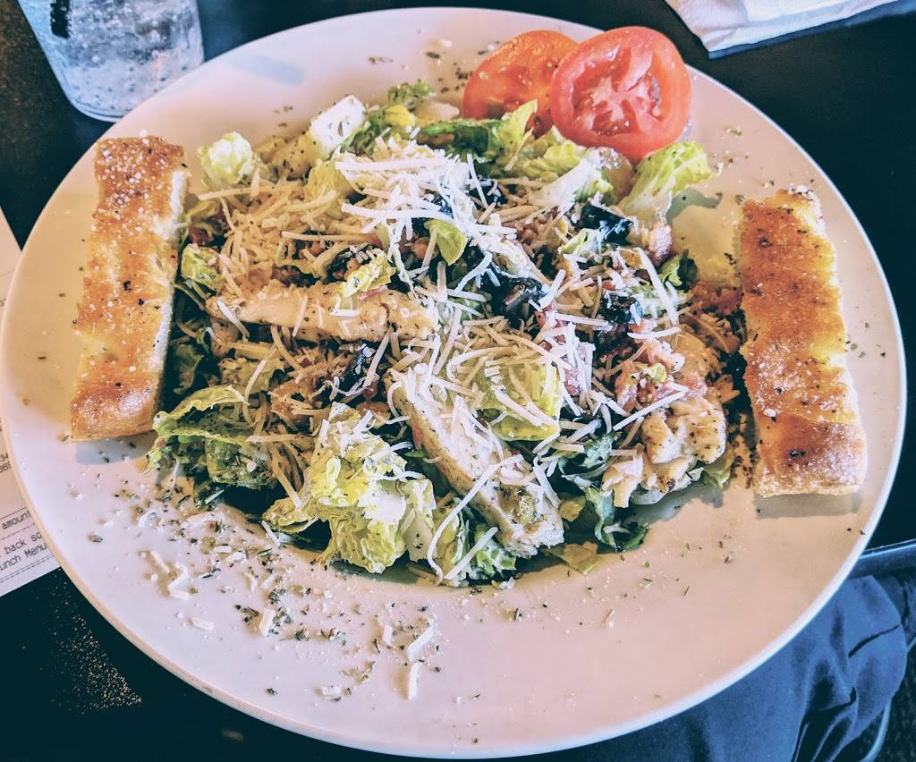 Painturos Pizza | restaurant | 522 W Main St, Lebanon, TN 37087, USA | 6154438444 OR +1 615-443-8444