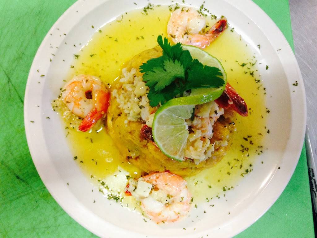 Mi Isla Bakery & Restaurant | restaurant | 738 Chicopee St, Chicopee, MA 01013, USA | 4134378501 OR +1 413-437-8501