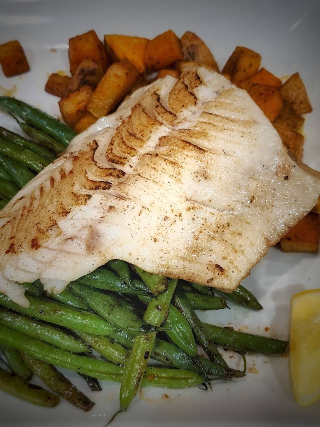 The Joint Eatery | cafe | 13718 Ventura Blvd, Sherman Oaks, CA 91423, USA | 8185100626 OR +1 818-510-0626