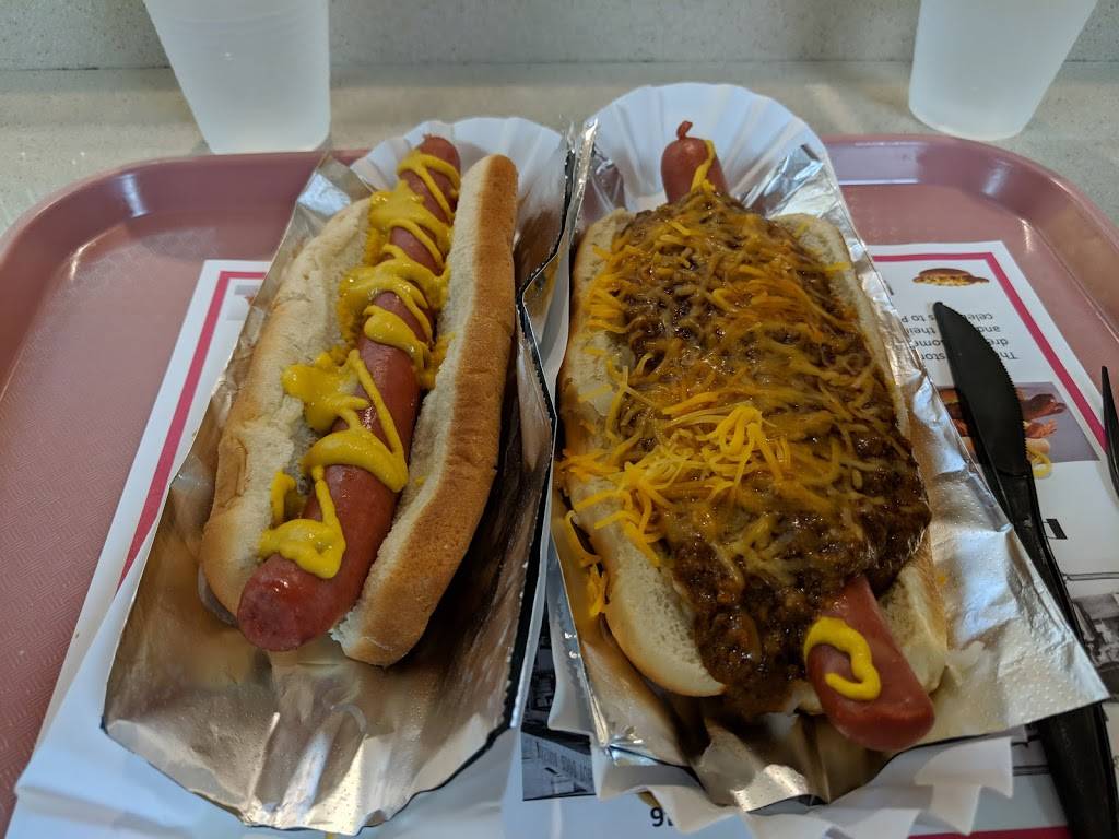 Pinks Hot Dogs | restaurant | 1065 Brea Mall, Brea, CA 92821, USA | 7143909352 OR +1 714-390-9352