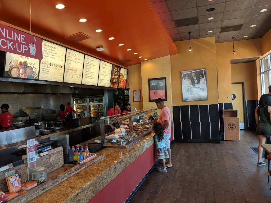 Panda Express | restaurant | 207 Bayonne Crossing Way, Bayonne, NJ 07002, USA | 2013393500 OR +1 201-339-3500