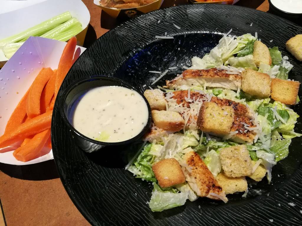 Buffalo Wild Wings | restaurant | 2715 S Creasy Ln, Lafayette, IN 47905, USA | 7654779325 OR +1 765-477-9325