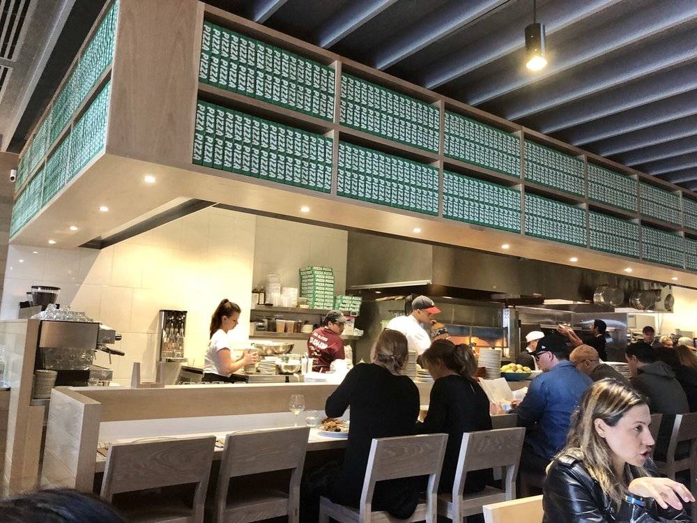 Jon & Vinnys Brentwood | restaurant | 11938 San Vicente Blvd, Los Angeles, CA 90049, USA | 3104422733 OR +1 310-442-2733